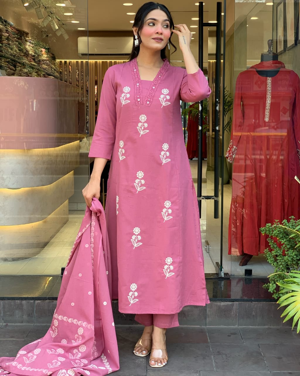 Elegant Rose Pink Floral Embroidered Kurta Set