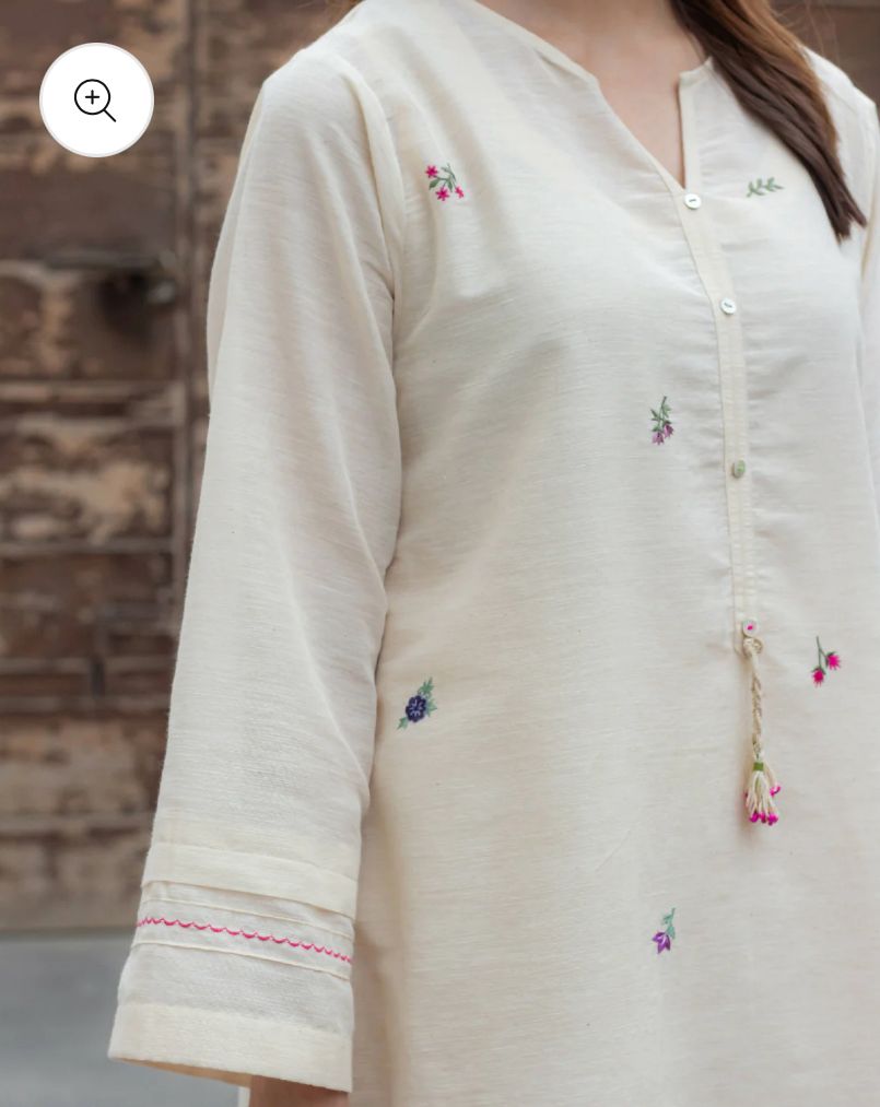 Floral Embroidered Regular Pure Cotton Kurta with Trousers