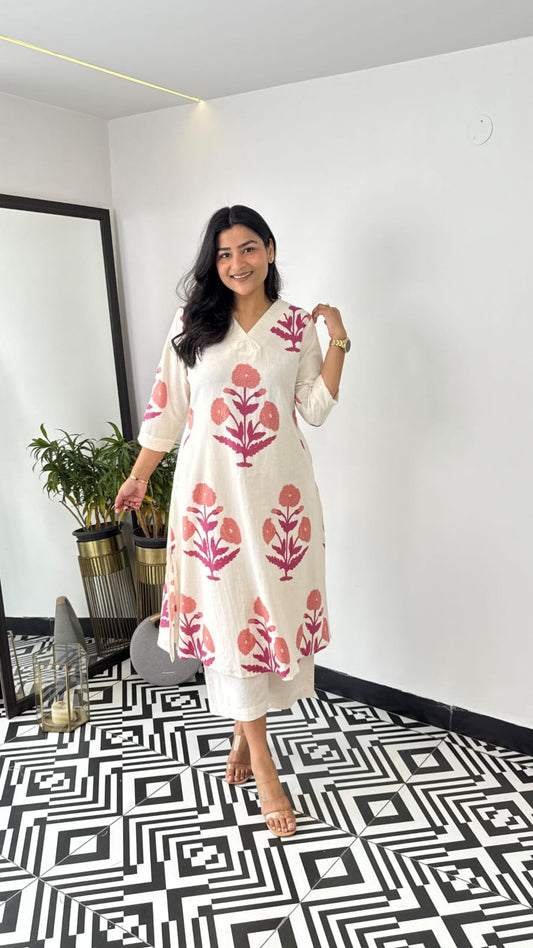 Lvory Handblock Kurta Set with Floral Motifs
