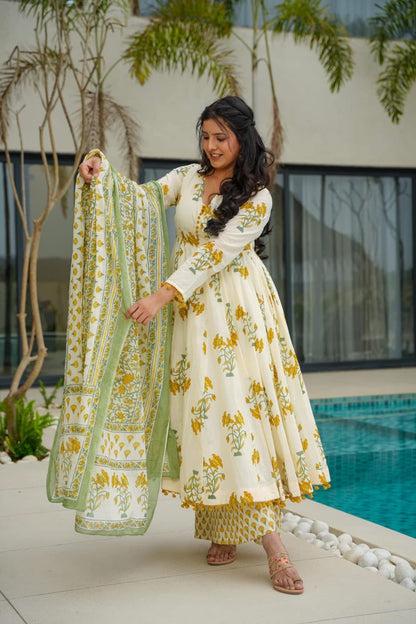 Flared Cream Anarkali Kurta Set with Yellow Floral Print and Green Dupatta