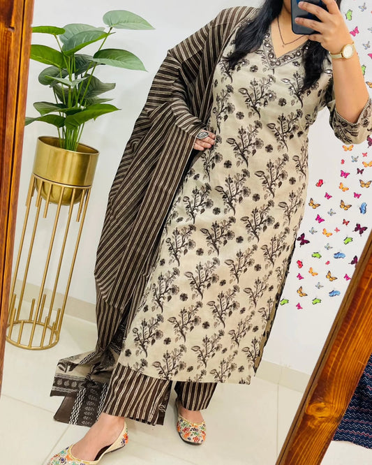 Poorvi's Brown Cotton Kurta Set