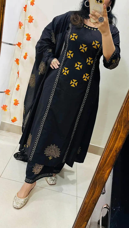 Women’s Black Cotton Printed Kurta Pant Set with Dupatta